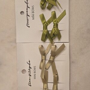 NWT Set Of 2 Free People Mini Hair Bows Clips In